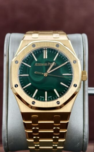 Royal Oak 15513BA malachite dial Yellow gold plated